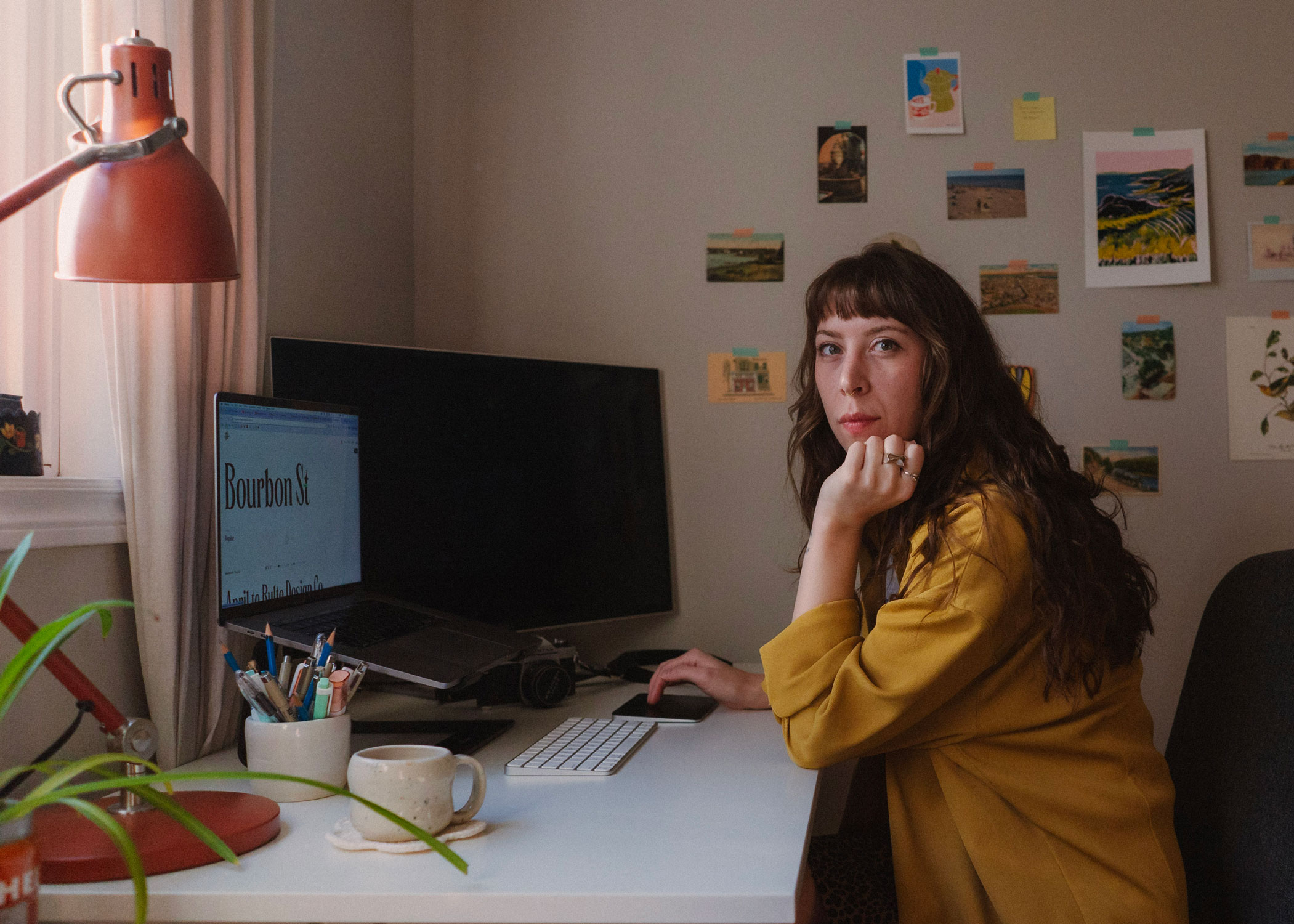 AprilatDesk